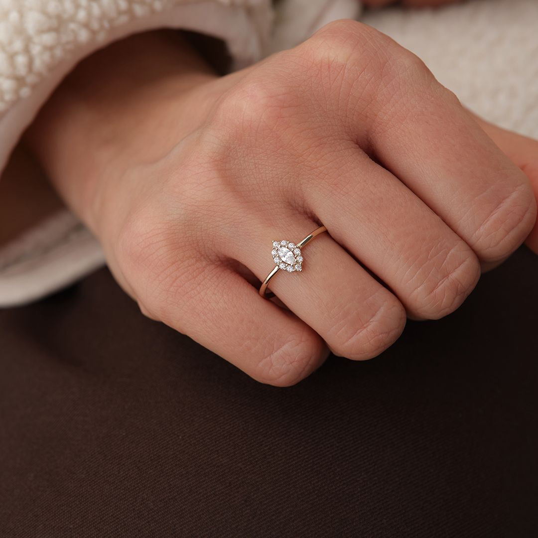 Mekik Kesim Taşlı Minimal Altın Yüzük - 1