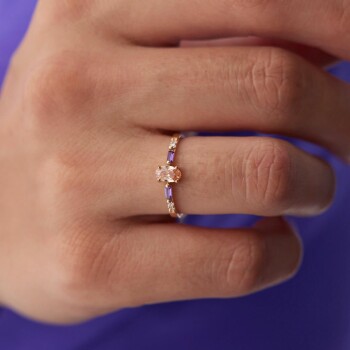 Mor Baget Çevrili Yavruağzı Oval Taş Yüzük - Mazi