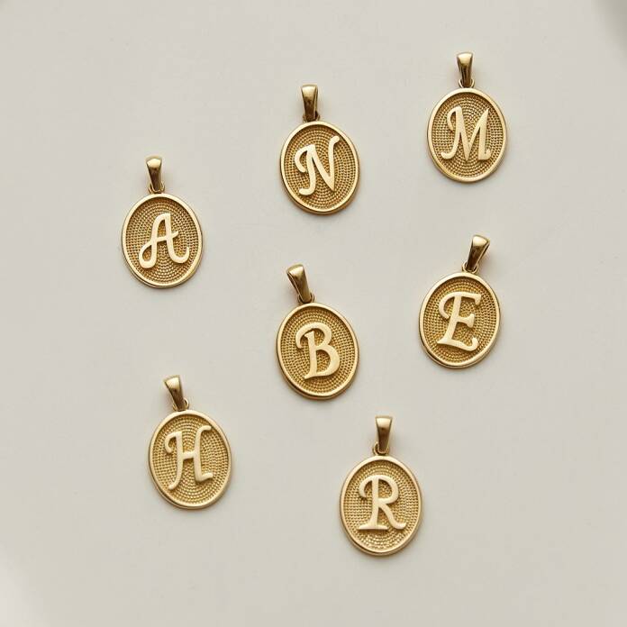 Nokta Desen Oval Harf Kolye Ucu - 1