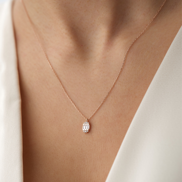 Oval Baget Taşlı Minimal Altın Kolye - Gökhan Bera