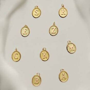 Oval Sıvama Harf Kolye Ucu - Özçelik