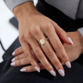 Plaka Harf Yüzük - Rayna