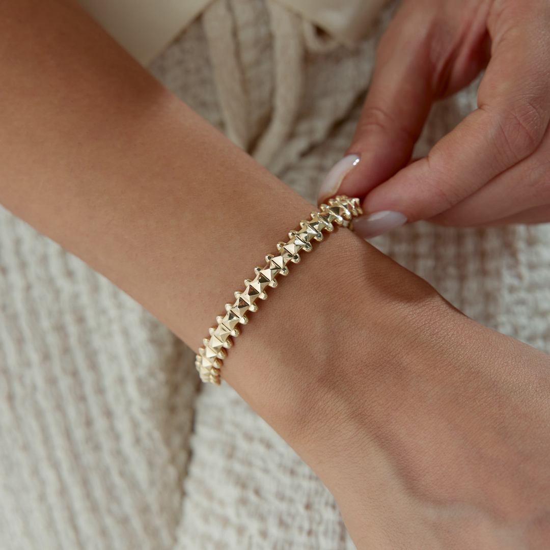 Pyramid Kelepçe - 1