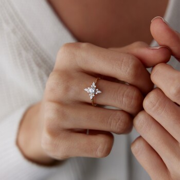 Queen Stella Yüzük - Rayna