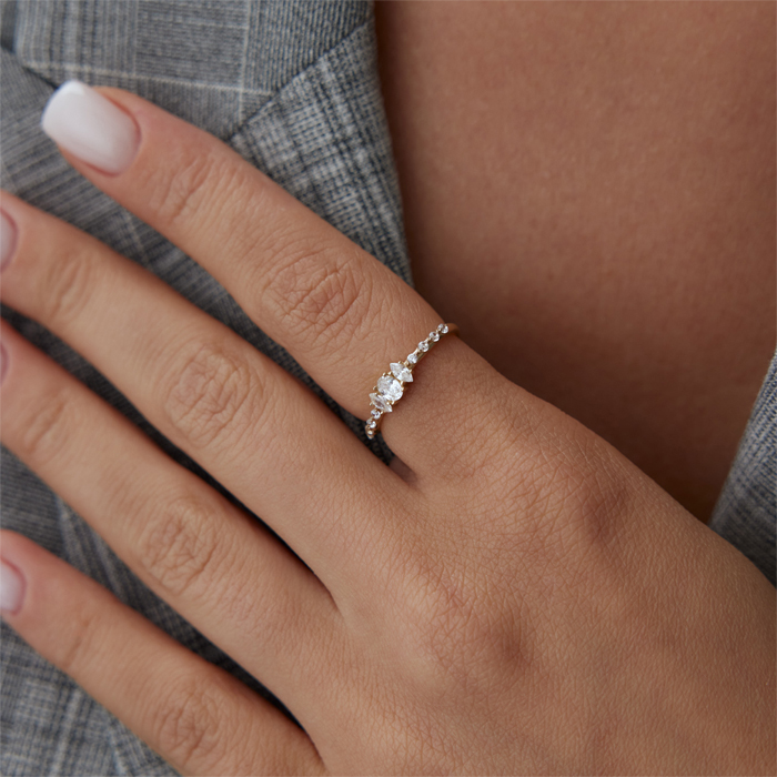 Ruth Yüzük - Rayna