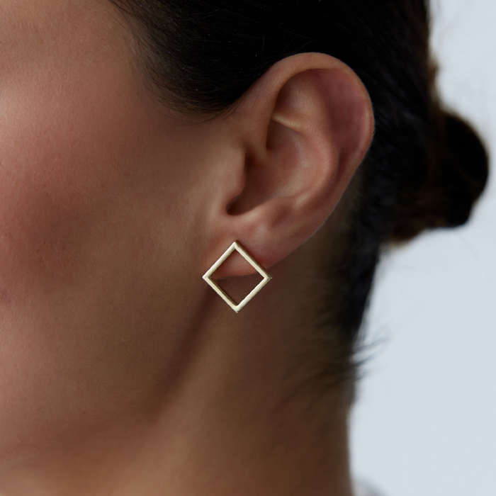 Sade Kare Küpe - Dilmener