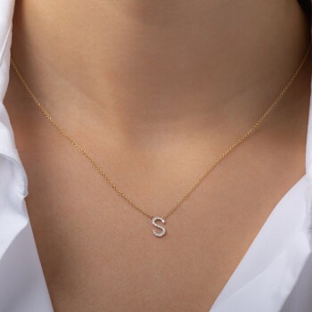 Sallantılı Taşlı Harf Kolye - Özkonak