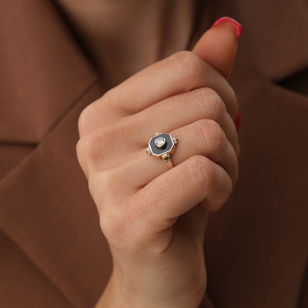 Siyah Yüzeyli Taşlı Altın Yüzük - 2