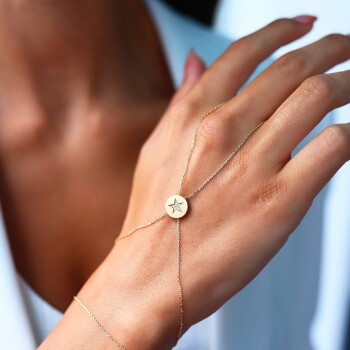 Şovalye Yıldız Şahmeran - Rayna