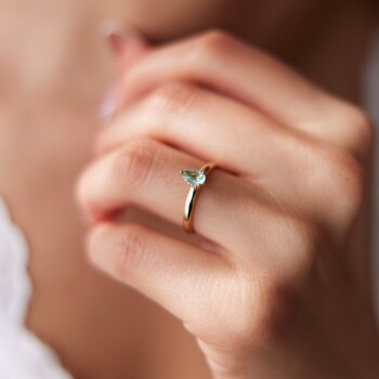 Su Yeşili Damla Model Yüzük - Rayna