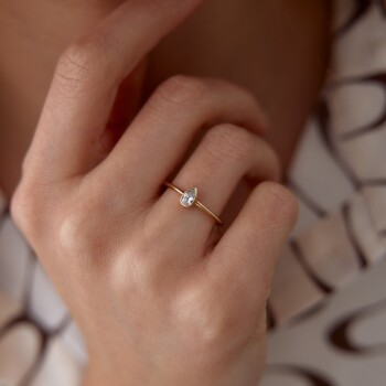 Taşlı Damla Yüzük - Cemart