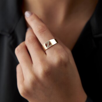 Taşlı Harf Yüzük - Mazi