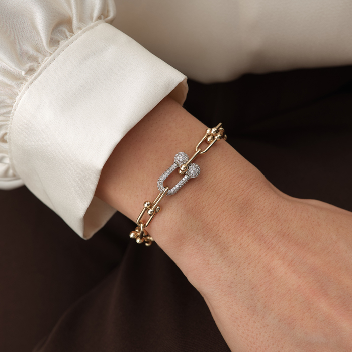 Taşlı Klips Detaylı Ataç Altın Bileklik - Tuana