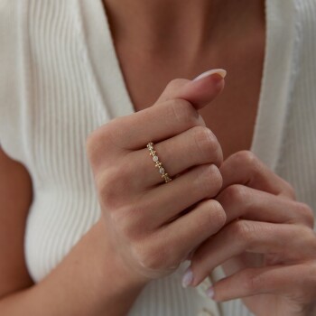 Taşlı Toplu Örüntü Yüzük - Rayna