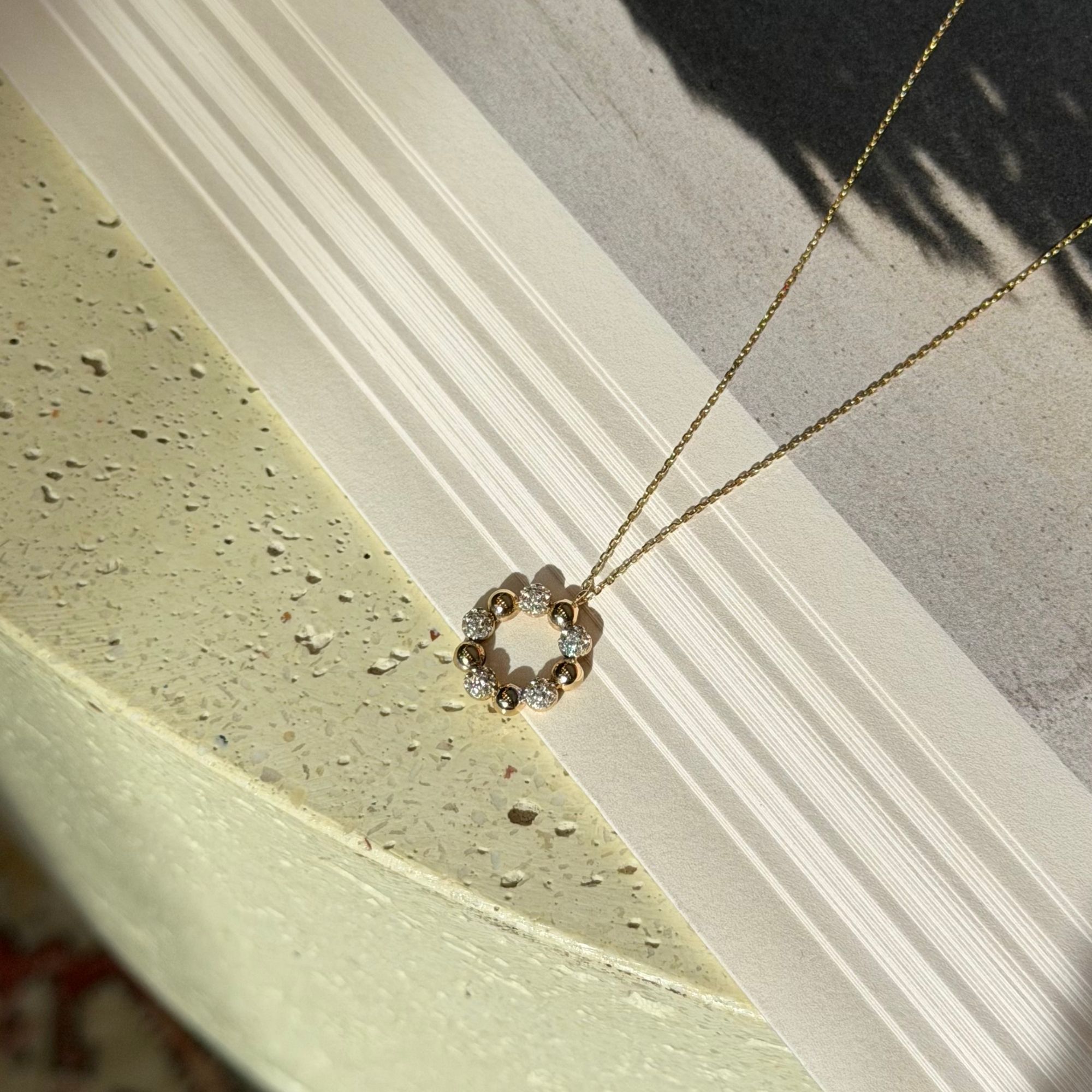 Taşlı&Boncuklu Çiçek Motif Altın Kolye - 1