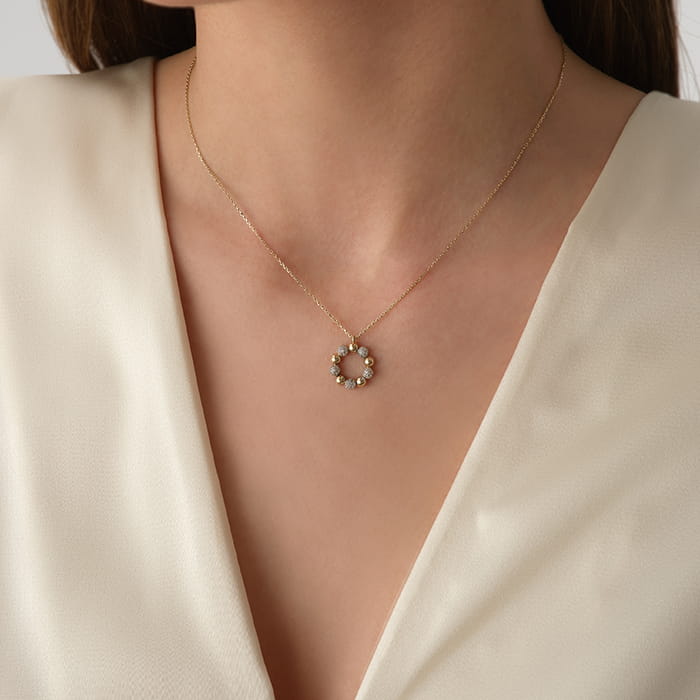 Taşlı&Boncuklu Çiçek Motif Altın Kolye - Rayna