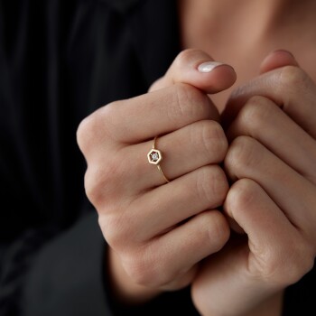 Tektaş Altıgen Yüzük - Milan