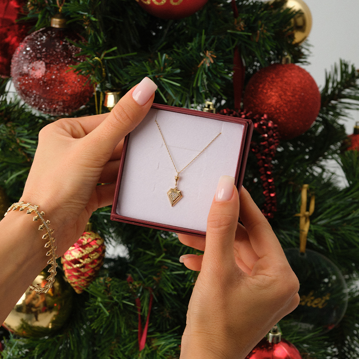 Triangle Taşlı Kolye - Rayna