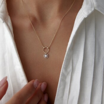 Tulla Baget Kolye - Rayna