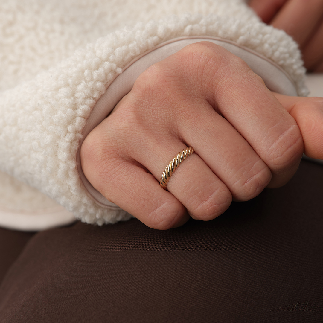 Twist Tasarım İnce Altın Yüzük - 1