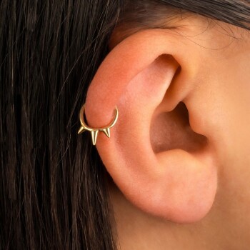 Üç Diken Motifli Helix Piercing - Dianora (1)