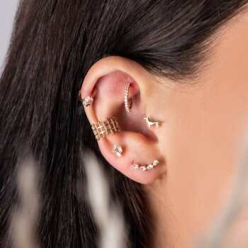 Üçgen Baget Taşlı Tragus Piercing - Dianora (1)