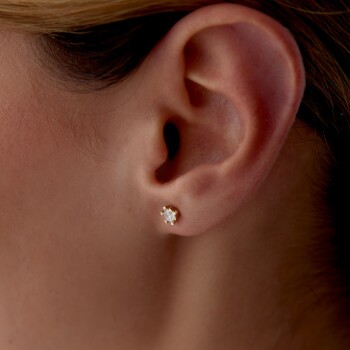 Üçgen Tırnaklı Tektaş Küpe - Osman (1)