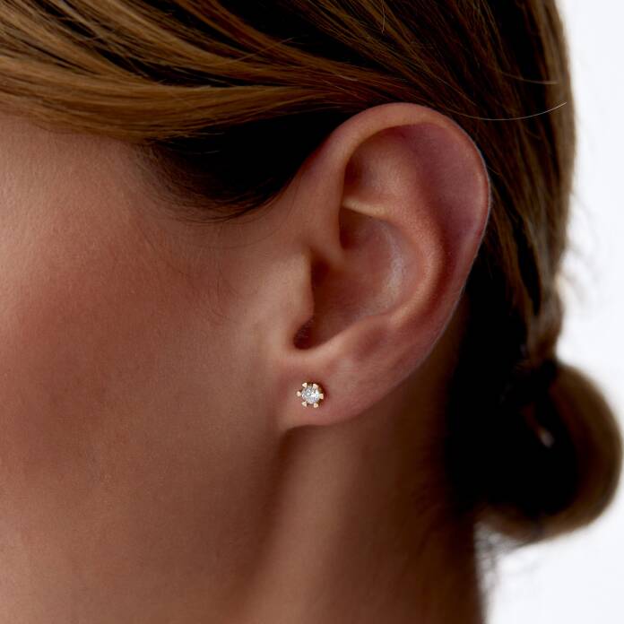 Üçgen Tırnaklı Tektaş Küpe - 1