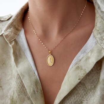 Uzun Oval Harf Kolye - Özçelik (1)