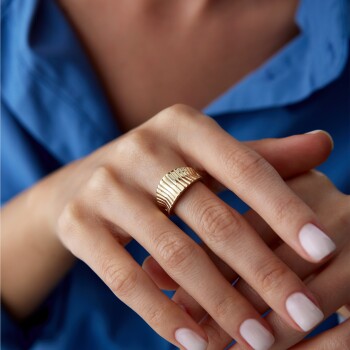 V Çizgili Yüzük - Özer (1)