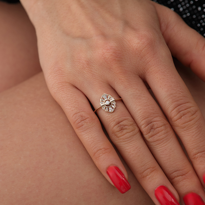 Vintage Çerçeve Taşlı Minimal Altın Yüzük - Arden (1)