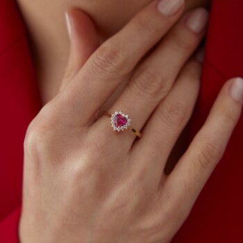 Yakut Görünümlü Kalp Yüzük - Koçak