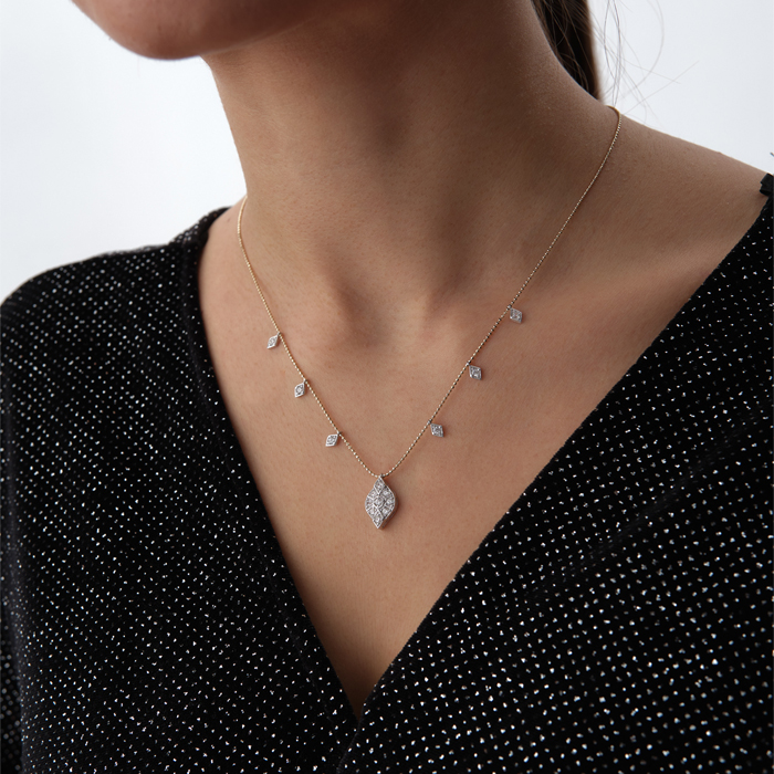 Yaprak Formlu Taşlı Altın Kolye - Cemart (1)