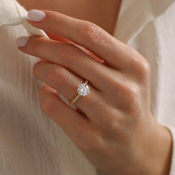 Yarım Tur Taşlı Aya Tektaş Yüzük - Oragold Orhan