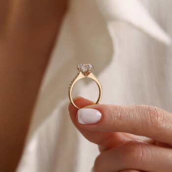 Yarım Tur Taşlı Aya Tektaş Yüzük - Oragold Orhan (1)