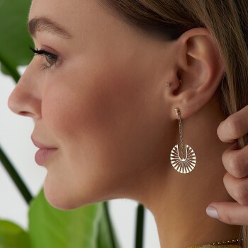 Yelpaze Zincir Sallantılı Küpe - Garo (1)