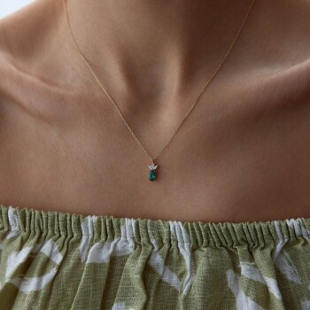 Yeşil Oval Taşlı Kolye - Rayna