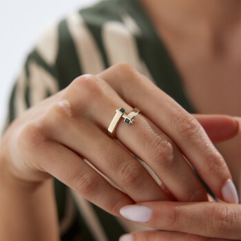 Yeşil Taşlı Kıvrım Yüzük - Rayna (1)