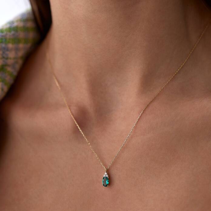 Yeşil Taşlı Prenses Oval Kolye - 1