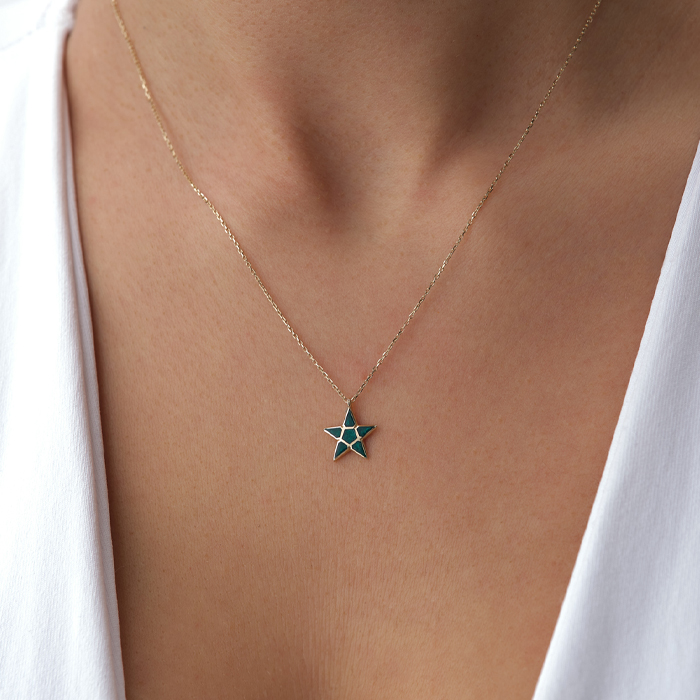 Yıldız Figürlü Yeşil Taşlı Altın Kolye - Cemart