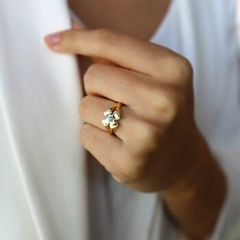 Yonca Yüzük - Rayna