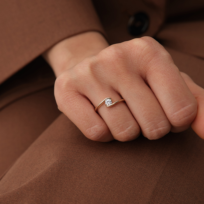 Zarif Tektaş İnce Altın Yüzük - Cemart